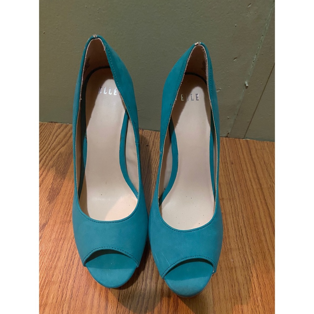 Agua blue / beige heels by ELLE